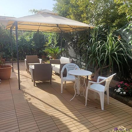 ארבאטקס Casa Vacanza Porto Frailis Gia Porto Frailis B&B מראה חיצוני תמונה