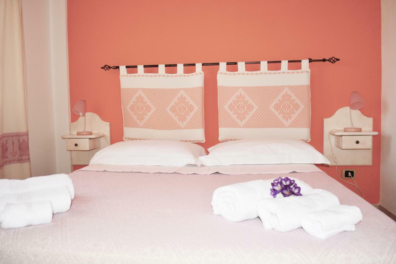ארבאטקס Casa Vacanza Porto Frailis Gia Porto Frailis B&B מראה חיצוני תמונה