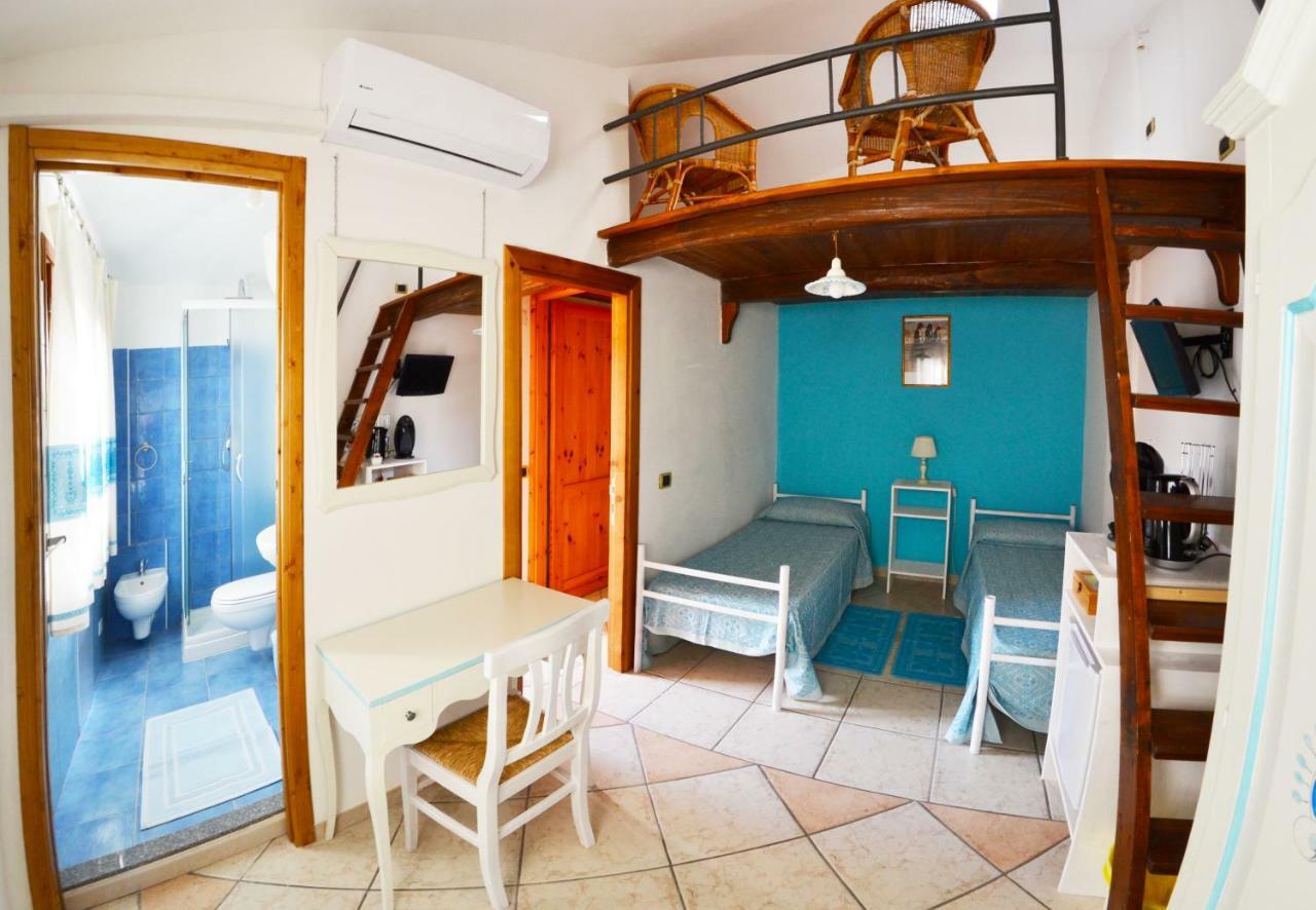 ארבאטקס Casa Vacanza Porto Frailis Gia Porto Frailis B&B מראה חיצוני תמונה