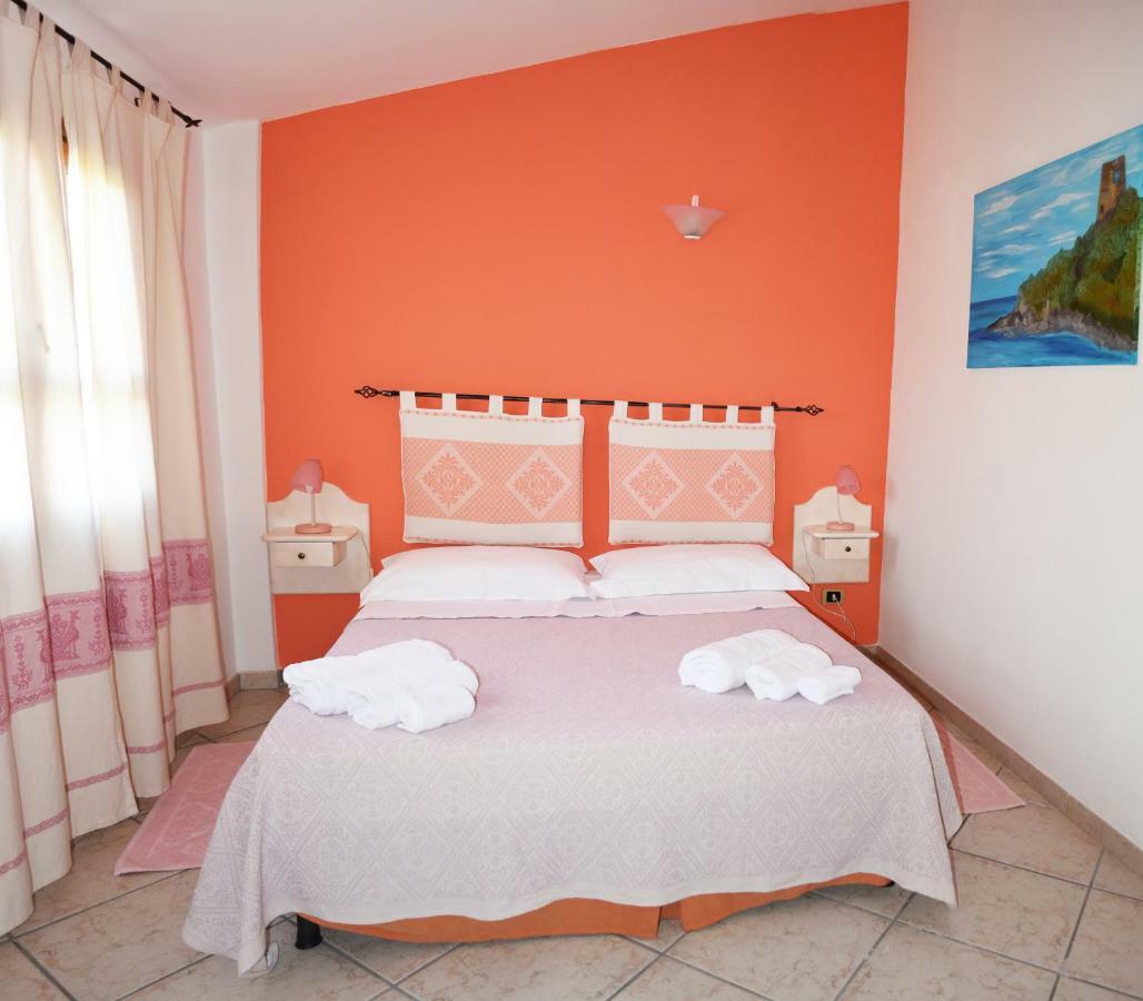 ארבאטקס Casa Vacanza Porto Frailis Gia Porto Frailis B&B מראה חיצוני תמונה