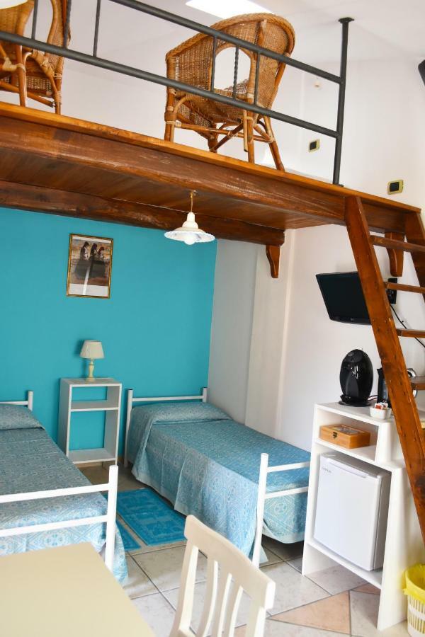 ארבאטקס Casa Vacanza Porto Frailis Gia Porto Frailis B&B מראה חיצוני תמונה